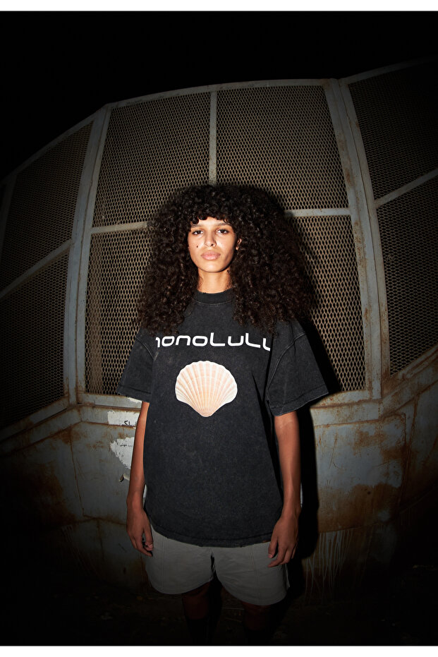HONOLULU TEE - BLACK - 3