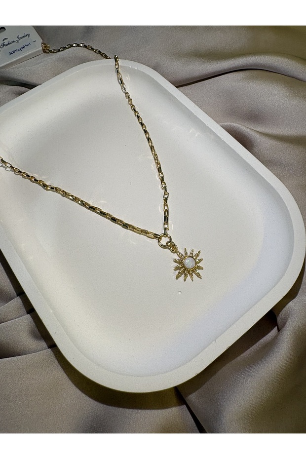 Opal Detaylı Kolye