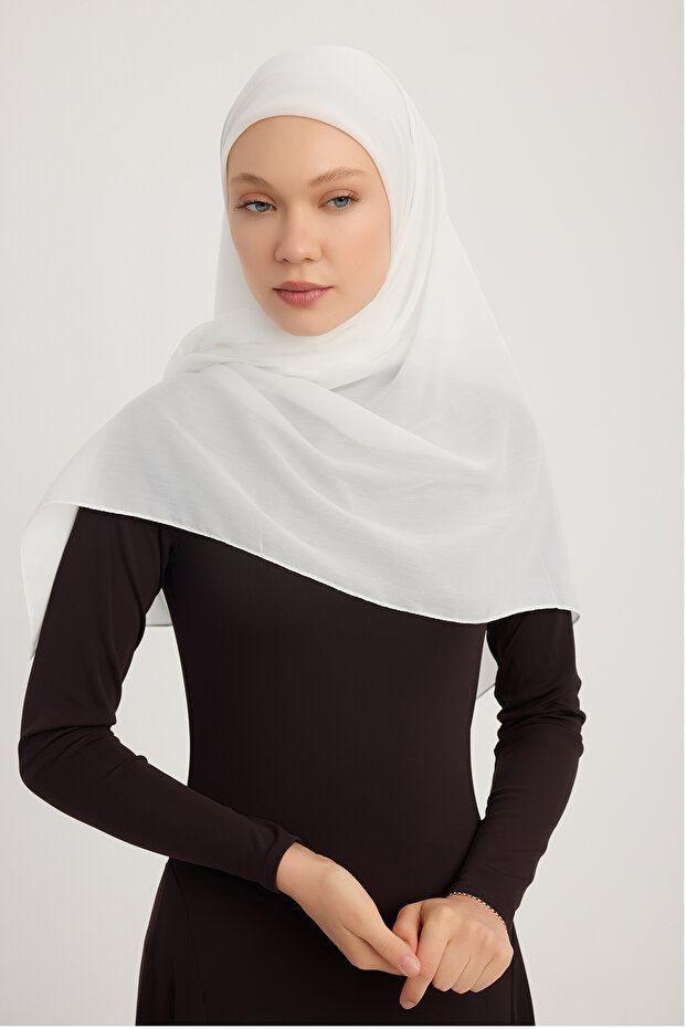 A2801 Large Chiffon Scarf 120X120 - White