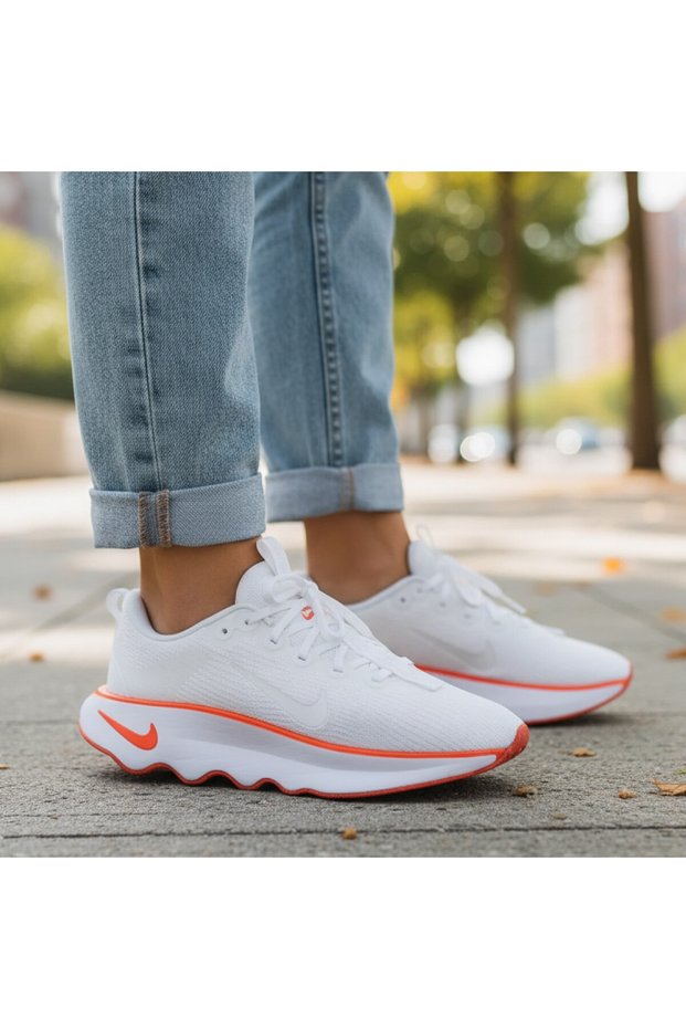 Motiva Women's White Walking Shoes Sportie