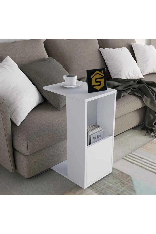 White serving table with wheels - 1