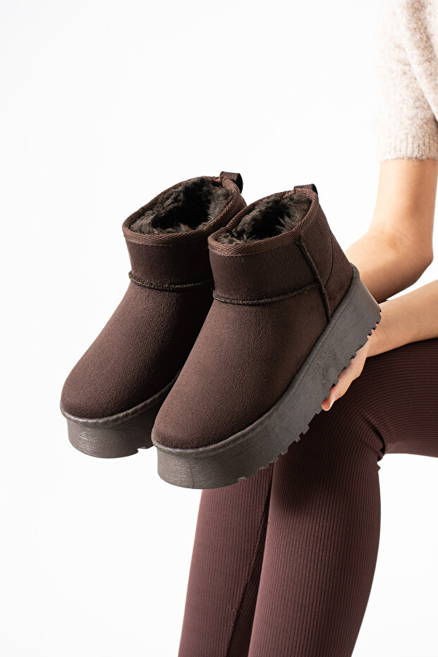 Women's Winter Boots with Fur Inside Thick Sole Comfortable Daily Warm Shoes Ug Boots