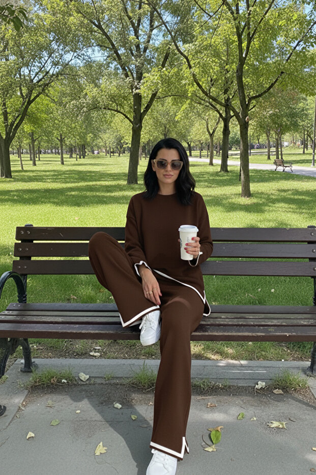 Slit Detailed Knitwear 2-Piece Set Brown