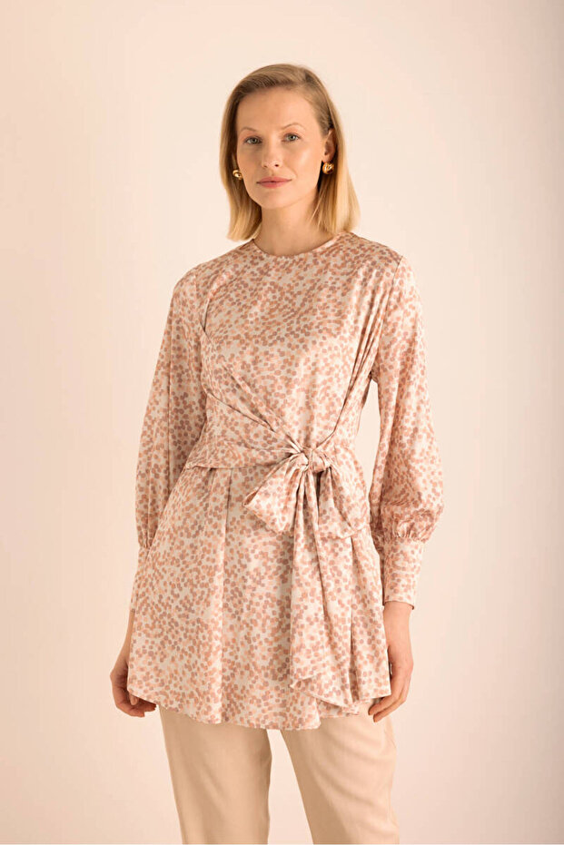 بلوزة صغيرة مربعة الشكل 2484111 - 5