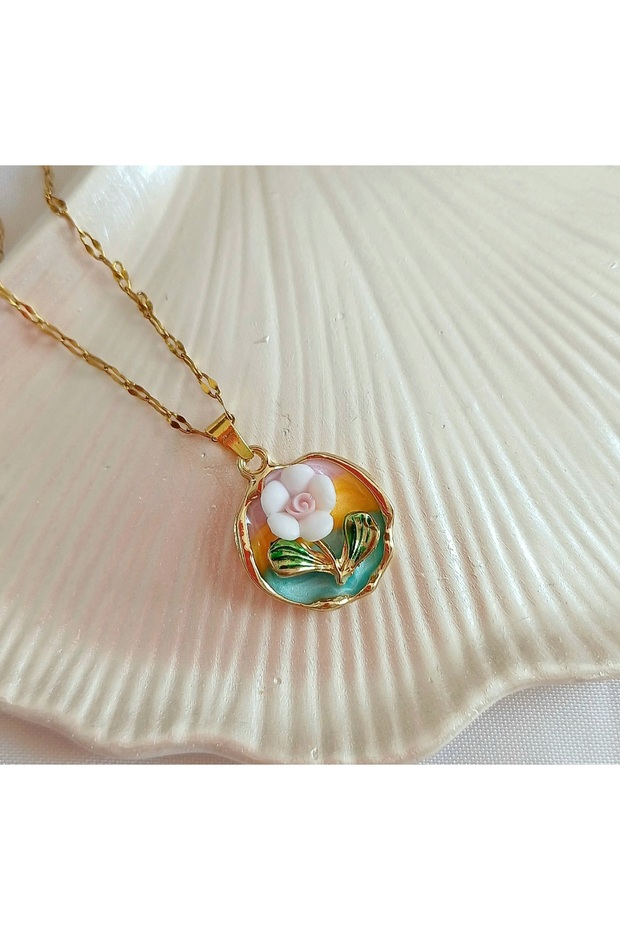 Vintage Flower Detailed Art Necklace