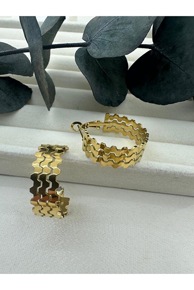 Wave Pattern Stainless Steel Women's Earrings