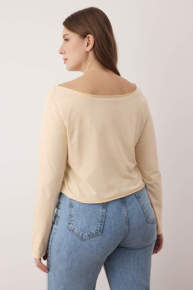 Kahverengi-Bej 2'li Paket %100 Pamuk Asimetrik Kayık Yaka Crop Örme T-Shirt TBBAW26BF00001 - 4