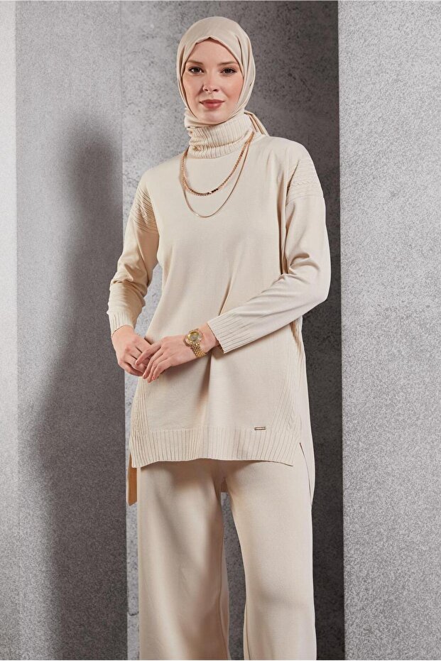 Tricot Suit with Pants 44954