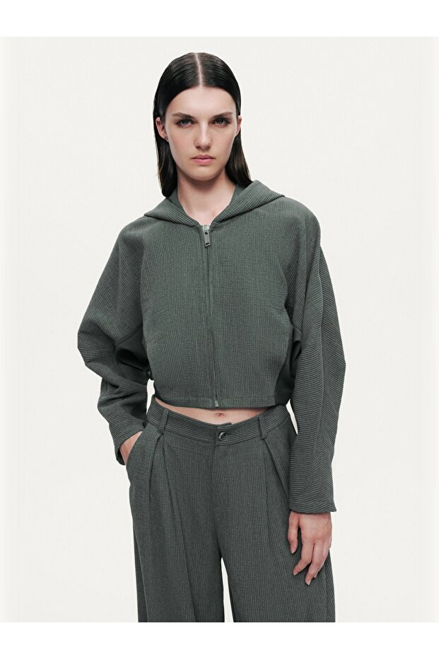 Dökümlü Kapüşonlu Ceket - 1