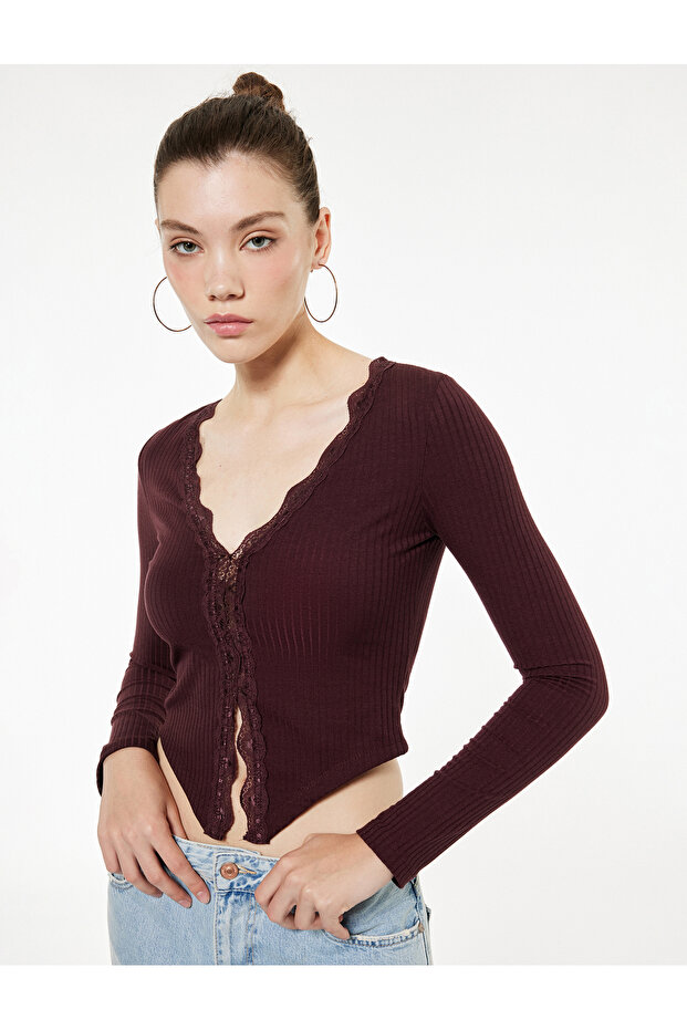 Camisole Lace Detail V Neck Long Sleeve Button Asymmetrical Crop T-Shirt
