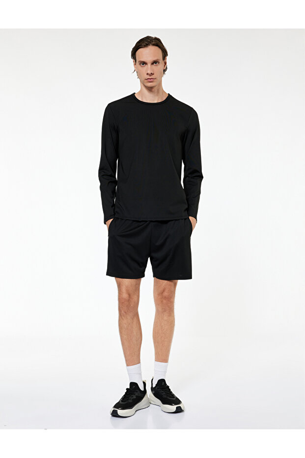Regular Fit Long Sleeve Crew Neck Sports T-Shirt