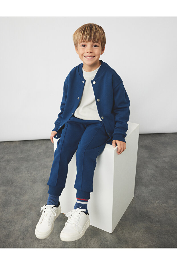 Long Sleeve Crew Neck Snap Button Cotton Seasonal Jacket