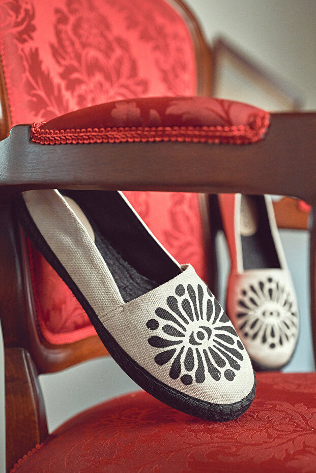 Kastamonu Taş Baskı Kadın Siyah Desenli Espadril 25SFD20826F - 2