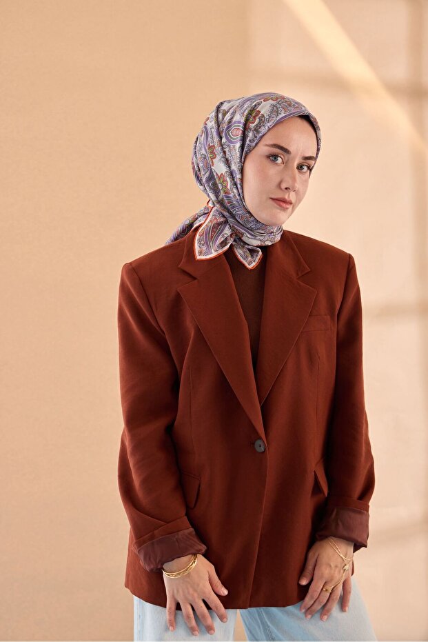 وشاح ناعم بنمط عرقي