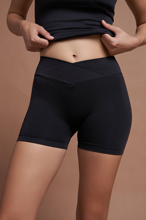 Laguna V Black Scrunch Recovery Sports Shorts