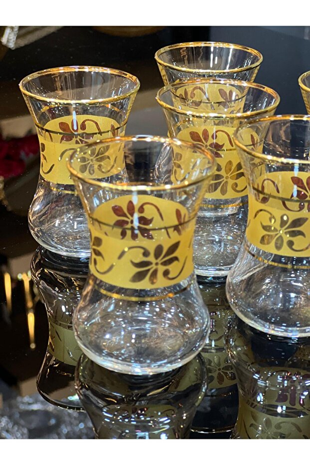 6 أكواب شاي - 4