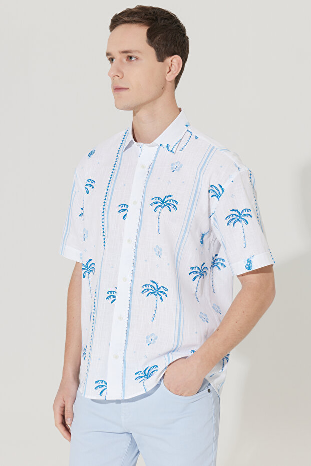AC&Co / Altınyıldız Classics Beyaz-Lacivert Oversize Klasik Yaka Gömlek