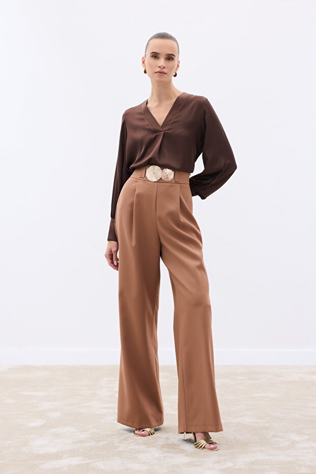 بنطلون مع إكسسوارات - لون جملي - 3