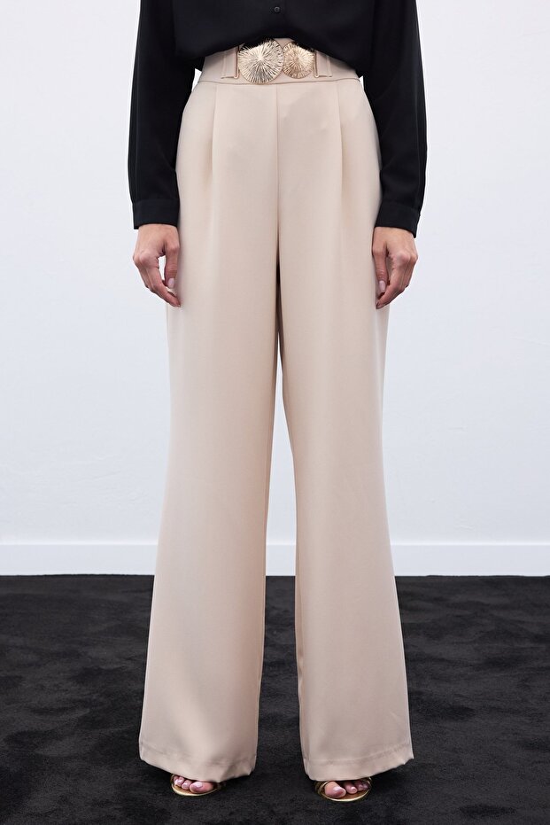 Hose mit Accessoires - Beige - 5