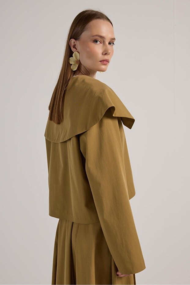 Women's Oil Green Premium Design Short Trench Coat 30011