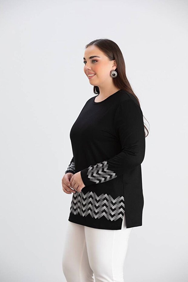 تنورة مع بلوزة منقوشة - 3