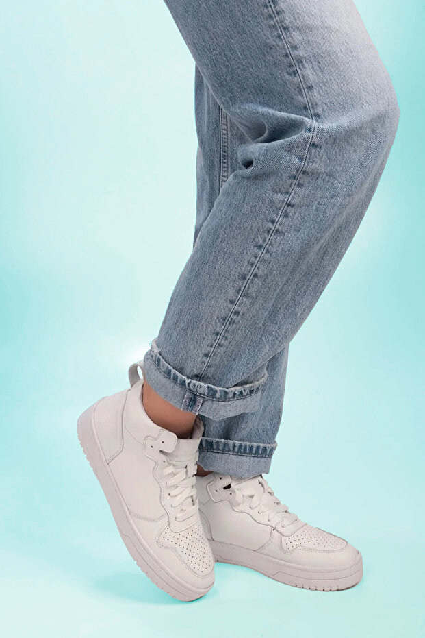 Vn128947 Casual Leather Sports Boots