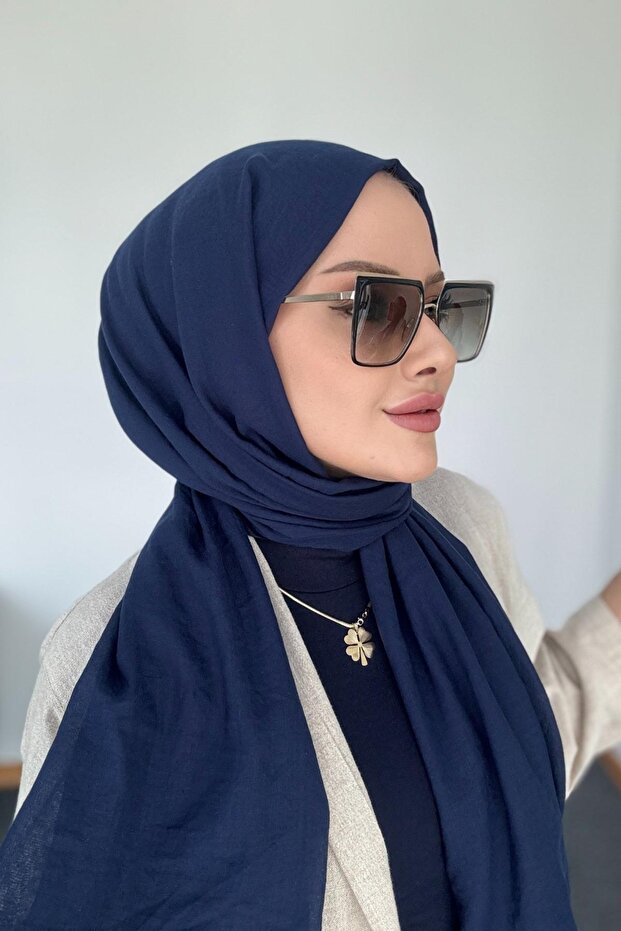 شال قطن طازج باللون الأزرق الداكن