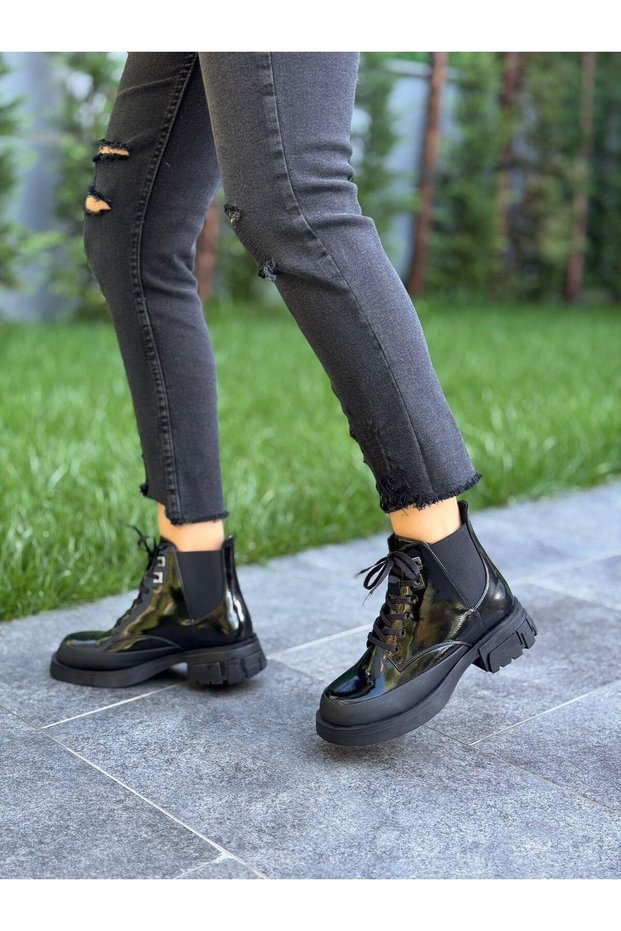 Black Patent Leather Lace-Up Women's Casual Boots
