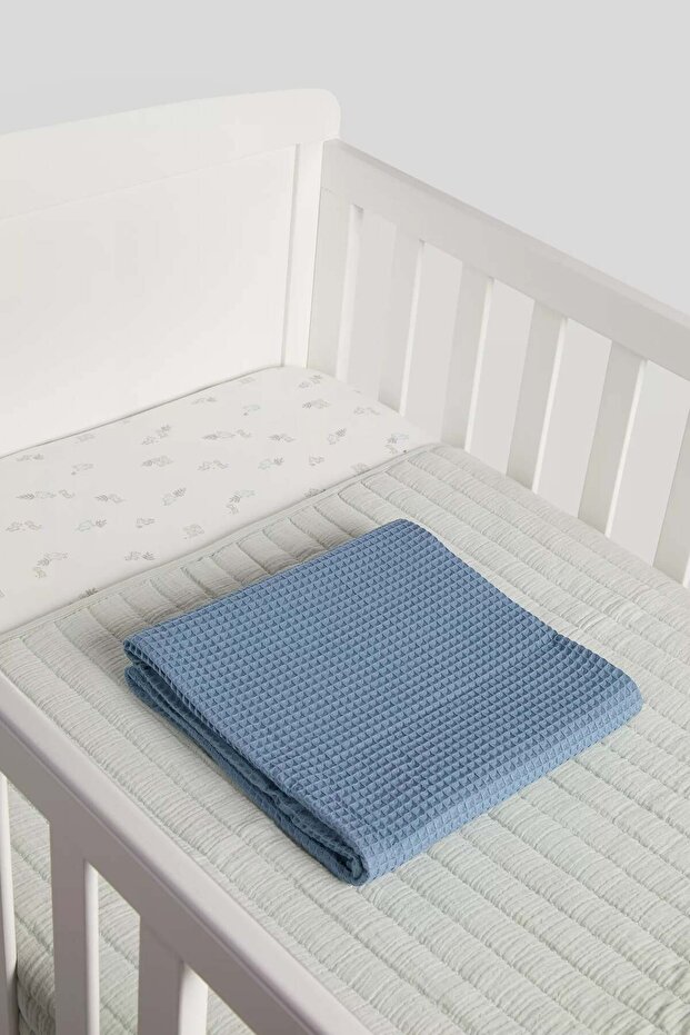 3-Piece Bedding Bundle (Cot Bed)