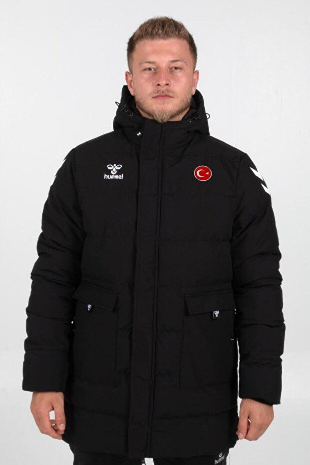 National Team Line Coat Black