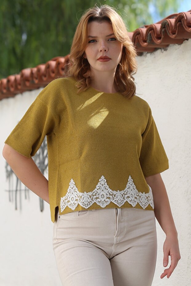 Mustard Color Round Neck Short Sleeve Lace Knitwear Blouse 64 57