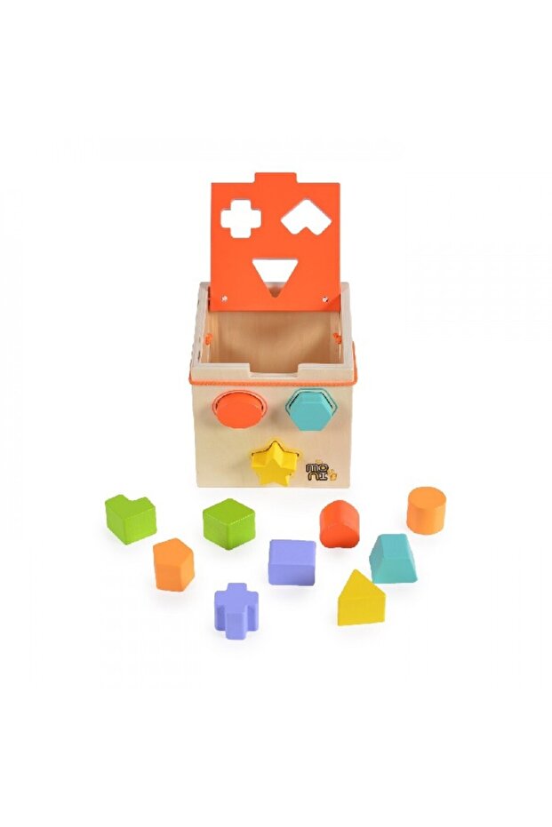 Wooden cube with shapes to sort - 2