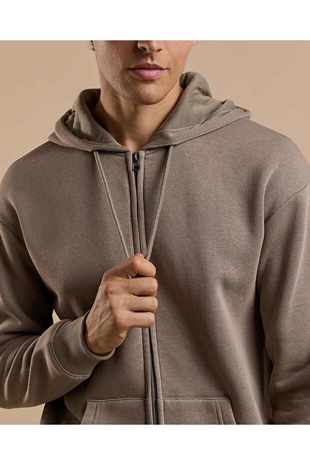 سترة سادة بغطاء رأس وسحاب للإغلاق - 5