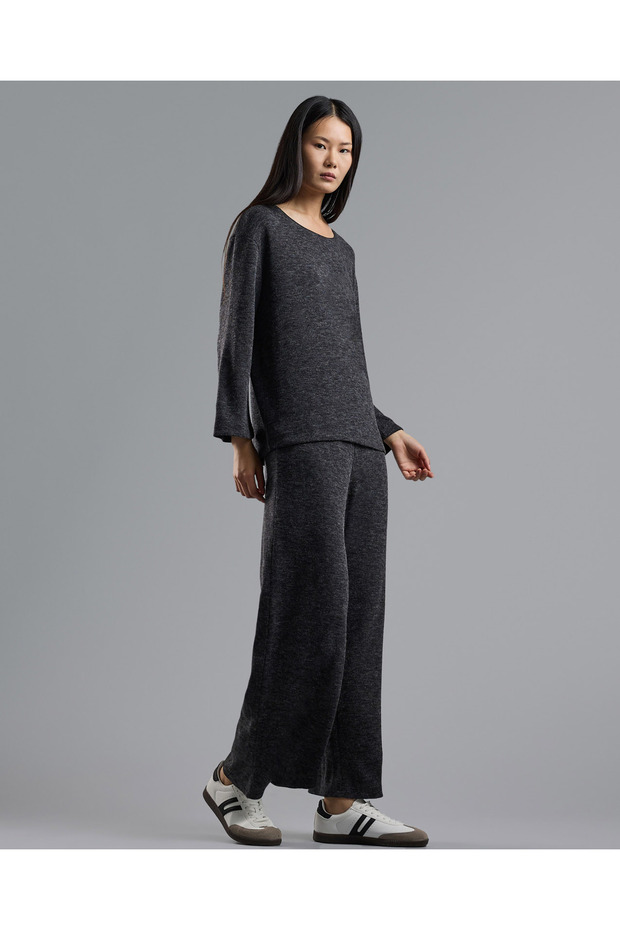 Textured Wide Leg Pants with Elastic Waist