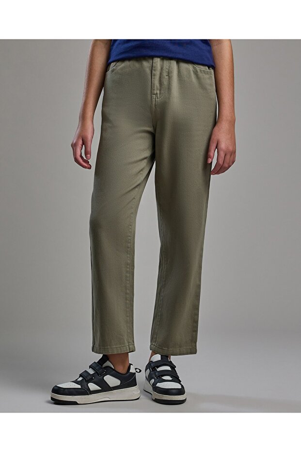 Solid Woven Pants with Button Closure - 2