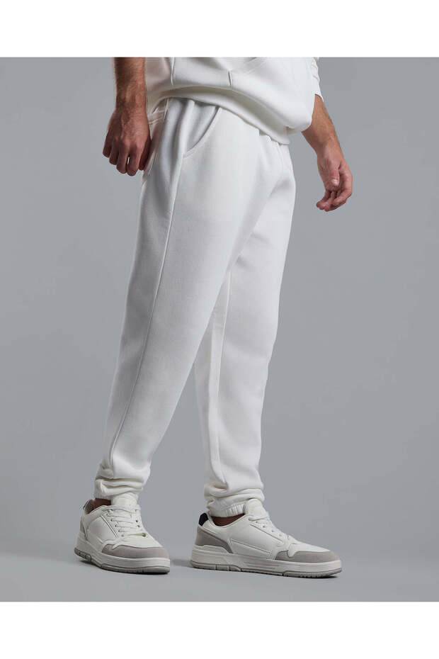 بنطال رياضي سادة مع خصر برباط - 3