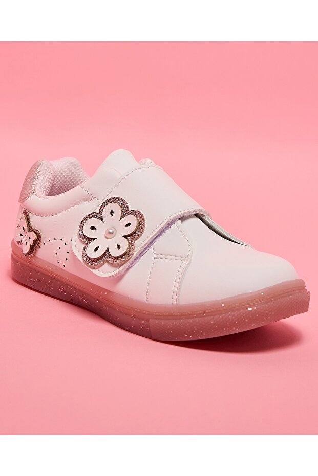White GIrl Appliqued Velcro Shoes