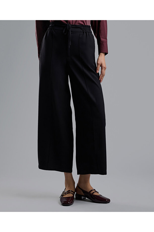 بنطال واسع الساق مع خصر برباط - 2
