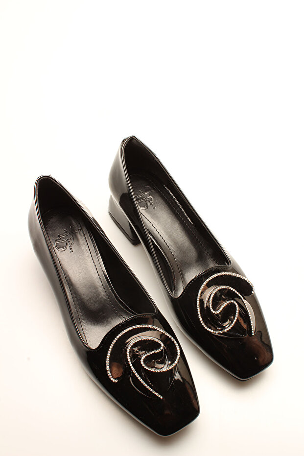 Black Patent Buckled Women's Heeled Shoes