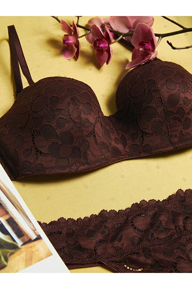 Underwire Non-Padded Lace Strapless Bra