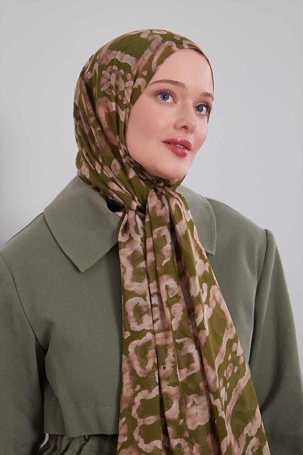 Grass Green Leopard Pattern Vivian Shawl
