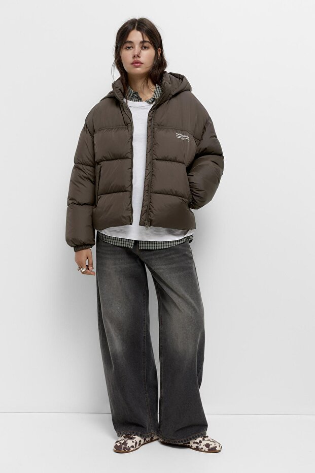 Logolu şişme mont - 5