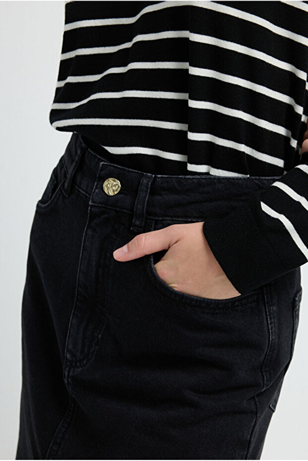 Önü Yırtmaçlı Denim Etek - 4
