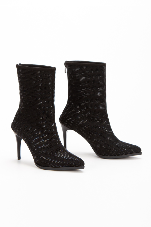 Women's Black Stylish Thin Heeled Stone Boots