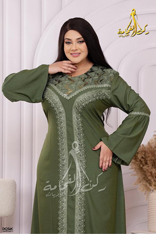 Linen abaya made of light and comfortable linen material with an elegant and modern design, ideal for everyday use - 3