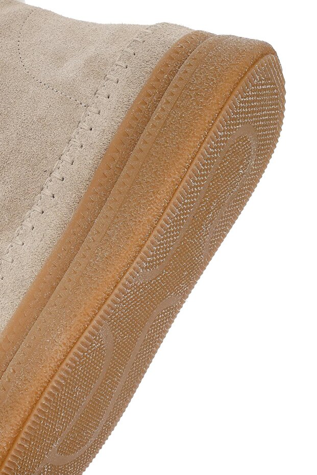 Kadın Bej Bağcıklı Kalın Tabanlı Süet Deri Teddy Bot 25WFD205310 - 8