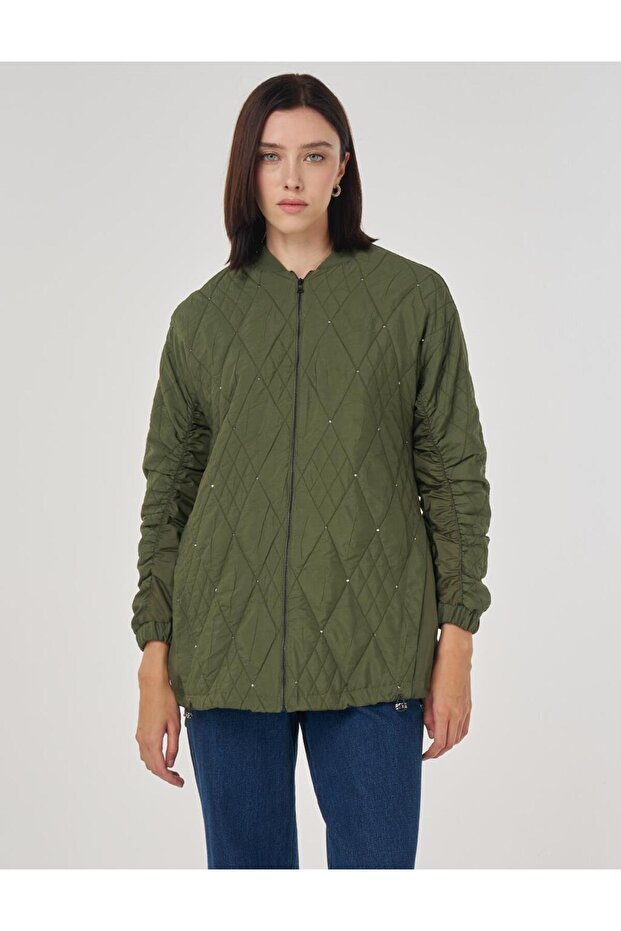 سترة بنمط منقوش باللون الأخضر الغابي - 1