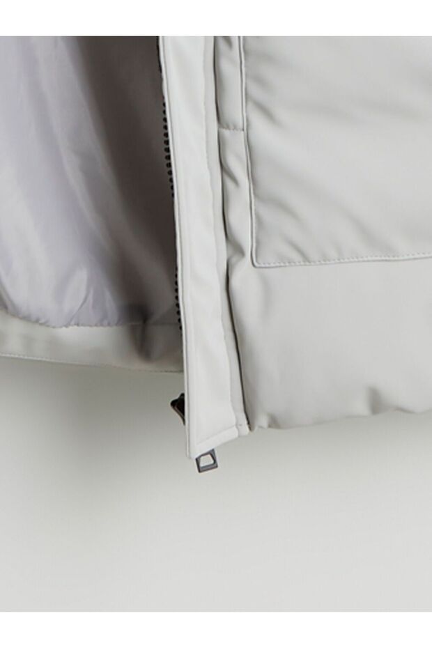 LCW Vision Standart Kalıp Kapüşonlu Erkek Mont - 7