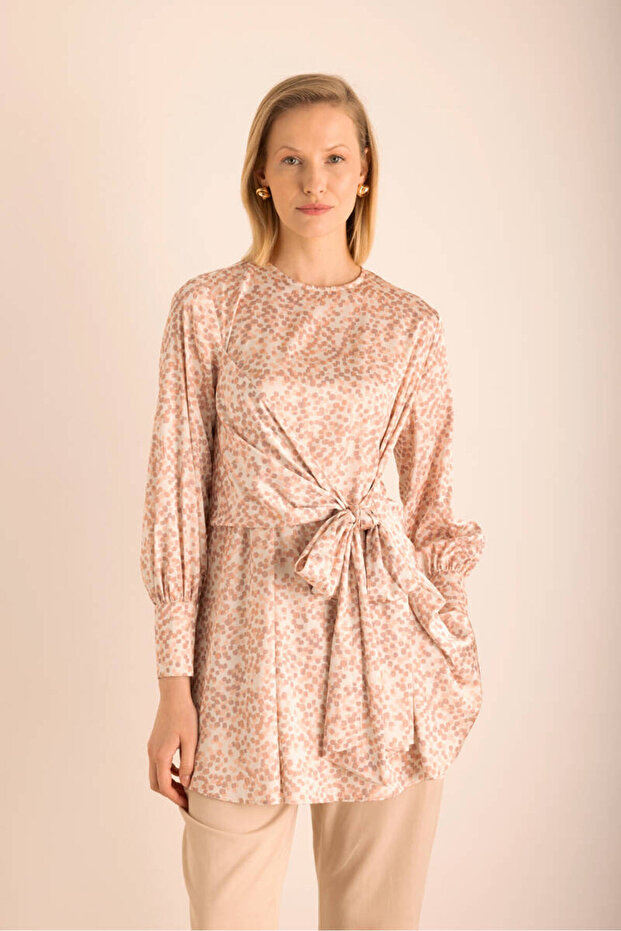 بلوزة صغيرة مربعة الشكل 2484111 - 6