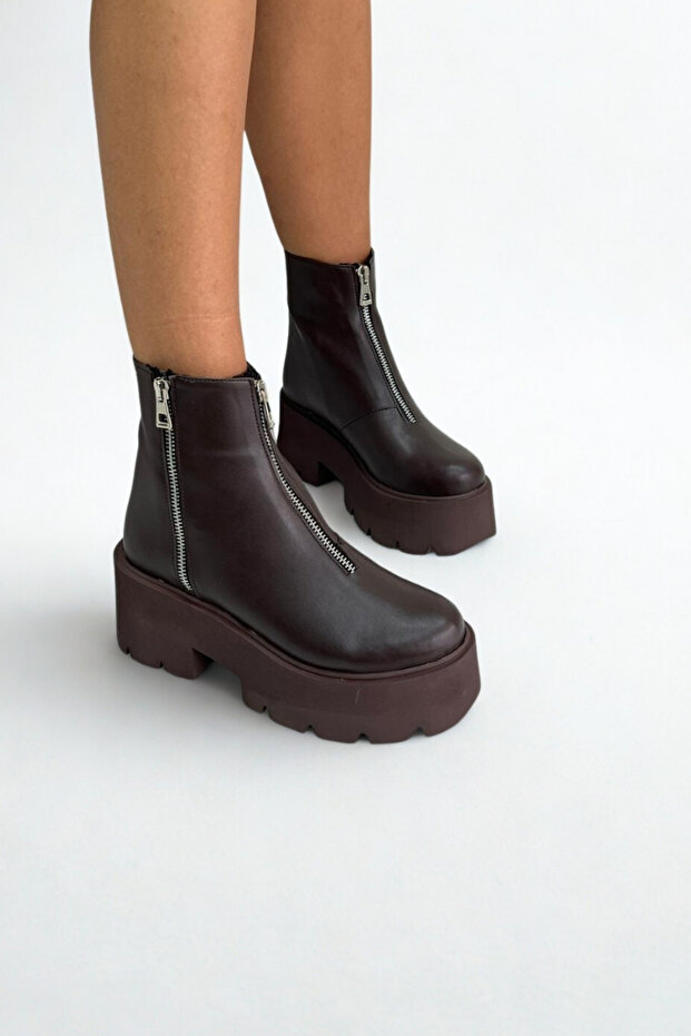 Brown Thick Sole Women's Boots P9018